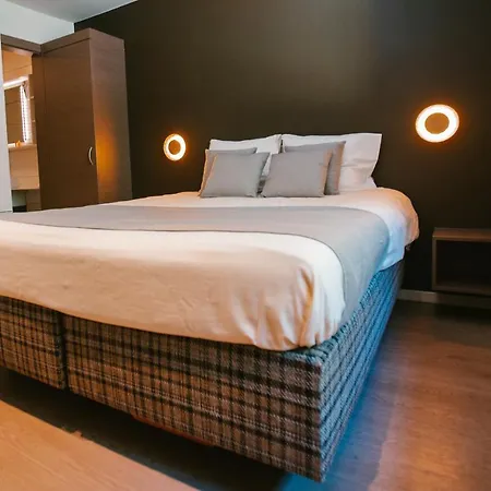 Le Val D'arimont מאלמדי