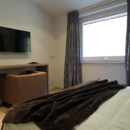 Le Val D'arimont 호텔 말메디