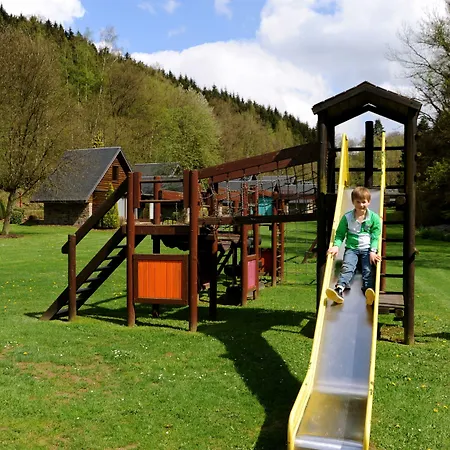 Le Val D'arimont מלון 3*