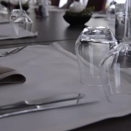 Le Val D'arimont מאלמדי