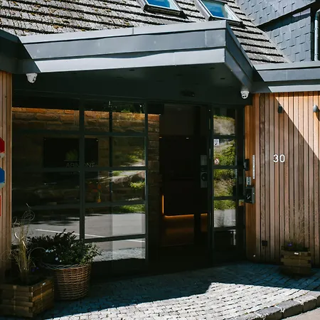 Le Val D'arimont מאלמדי